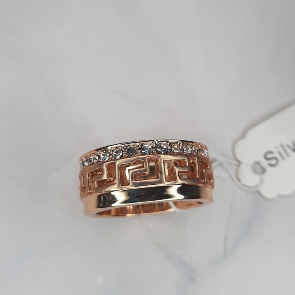 Lasercut Rose Gold & Rhinestone Ring 7.5 - Picture 2 of 6